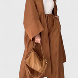 Conjunto Relajado de Dos Piezas Caspian con Kimono Largo