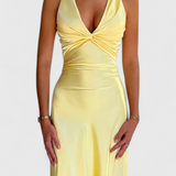 Vestido Elegante Dolores con Cintura Torcida y Escote en V