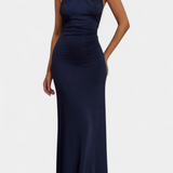 Vestido Halter Ajustado Trinity con Fruncidos y Espalda Abierta
