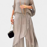 Conjunto Fluyente de Dos Piezas Wonder con Top Suelto y Falda Asimétrica