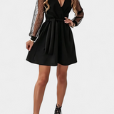 Vestido Mini Elegante Calandra con Escote Sofisticado y Silueta Agradante