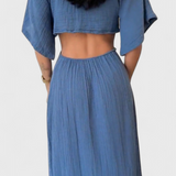 Vestido Fluido Myra con Lazo Frontal y Cortes