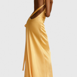 Vestido Lucra Maxi con Tirantes Diagonales y Espalda Descubierta