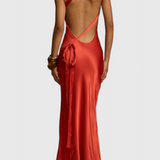 Vestido Lucra Maxi con Tirantes Diagonales y Espalda Descubierta