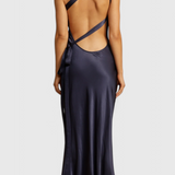 Vestido Lucra Maxi con Tirantes Diagonales y Espalda Descubierta