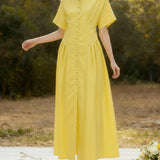 Vestido Camisa Midi de Color Sólido con Cuello de Solapa, Plisado y Botones de Manga Corta Suelta