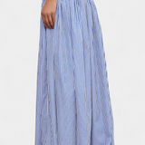 Camisa de Cuello Alto a Rayas Ippolita y Falda de Traje Plisada