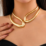 Collar Asimétrico Corto