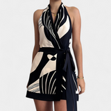 Vestido Corto Halter Fae con Estampado Abstracto y Cinturón