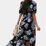 Vestido de Verano Benoja con Estampado Floral y Silueta Definida