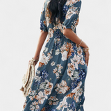 Vestido de Verano Benoja con Estampado Floral y Silueta Definida