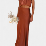 Conjunto de Falda con Espalda Descubierta Hanna