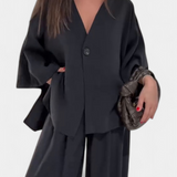 Conjunto de Top de Cuello en V Oversized Eli y Pantalones Rectos