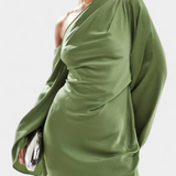 Vestido Maxi Asimétrico de Un Hombro Keisha con Cintura Esculpida