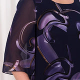 Vestido Chiffon Shriley con Estampado de Remolino Midnight y Silueta Fluida