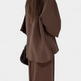 Conjunto de Top de Cuello en V Oversized Eli y Pantalones Rectos