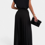 Conjunto Liora de Dos Piezas con Top Estructurado y Pantalones Plisados