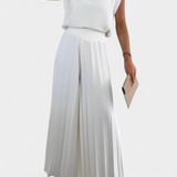 Conjunto Liora de Dos Piezas con Top Estructurado y Pantalones Plisados