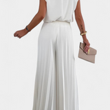 Conjunto Liora de Dos Piezas con Top Estructurado y Pantalones Plisados