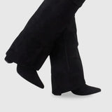 Botas de mujer de ante con detalles metálicos