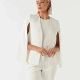 Claire – Elegante blazer capa para damas con corte fluido y abertura en las mangas