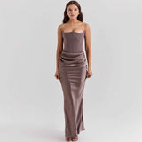 Elegante vestido maxi con corsé