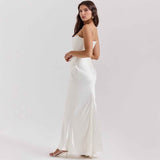 Elegante vestido maxi con corsé