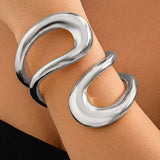 Pulsera de Corte Asimétrico