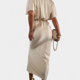 Vestido Emryn Suave con Nudo Cruzado