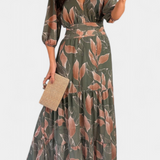 Vestido Floral Aísha con Corte Fluido y Motivo de Hoja