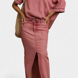 Conjunto de Denim Asimétrico Apolonia con Apertura Elegante