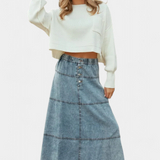 Falda Maxi de Denim Lorraine con Detalle de Plumas