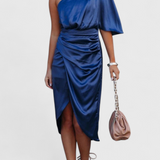 Vestido Anais Fluido con Silueta Elegante y Atemporal