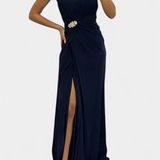Vestido Maxi Plisado Shiloh con Abertura Lateral y Escote Cruzado