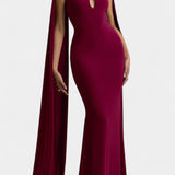 Vestido Maxi Faffienia con Cuello Halter y Corte de Ojal