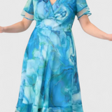 Vestido de Chifón Almira Azul con Estampado Acuático