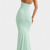 Vestido Largo Lusiana con Espalda Descubierta y Cuello Halter