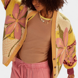 Cardigan Floral Casey con Corte Suelto