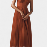 Vestido de Chifón Plisado Ottilie con Corsé Esculpido y Escote en Forma de Corazón