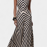 Vestido Maxi Halter Crispina con Rayas Chevron y Espalda Abierta