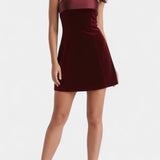 Vestido Mini de Terciopelo Sariya con Dobladillo