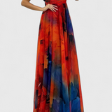 Vestido Maxi de Chiffón con Estampado Floral Caprice y Cuello Halter