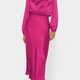 Vestido Maxi Cecila con Cuello Alto y Detalle Floral