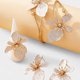 Conjunto de Accesorios Florales: Pulsera + Pendientes + Anillos