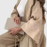 Conjunto Relajado de Dos Piezas Caspian con Kimono Largo