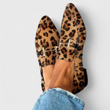 Mocasines Elegantes Rain con Patrón Grabado y Tacón Sutil