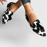 Mocasines Fermina Elegantes con Punta Afilada y Diseño Bicolor