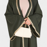 Abaya Fluida de Ginebra con Bordado en Oro