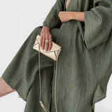 Conjunto Relajado de Dos Piezas Caspian con Kimono Largo