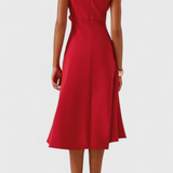 Vestido Midi Asimétrico Claudia con Elegante Drapeo